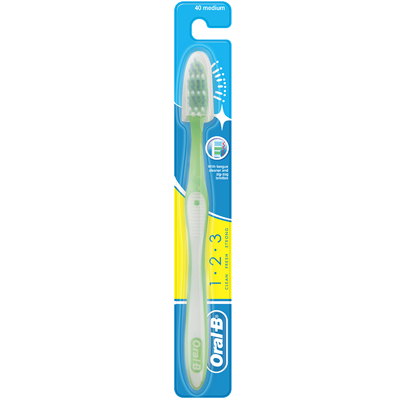 Зубная щётка Oral-B 1-2-3 средней жесткости